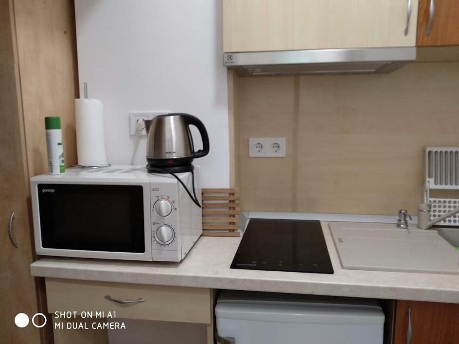 Oazis Apartman Егер Екстериор снимка
